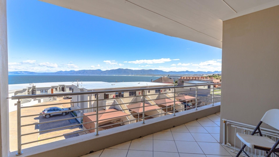 2 Bedroom Property for Sale in De Kelders Western Cape